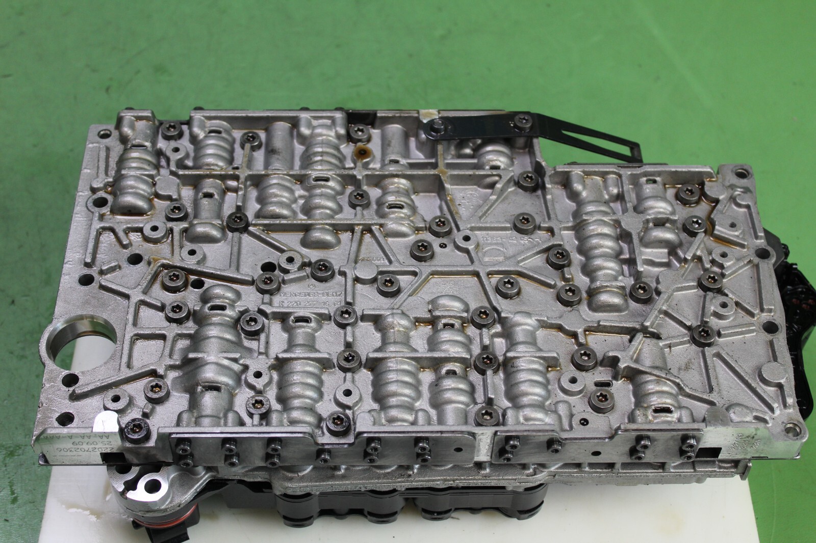 2010 MERCEDES C300 722.9 TRANSMISSION VALVE BODY CONDUCTOR PLATE