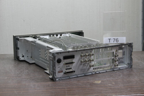 AGILENT 83752A SYNTHESIZED SWEEPER 10MHz to 20GHz # T76 - Imagen 2 de 3