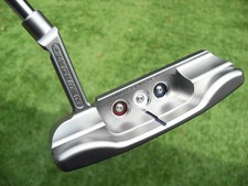 Scotty Cameron Champions Choice Button Back Newport + Titleist Golf Putter