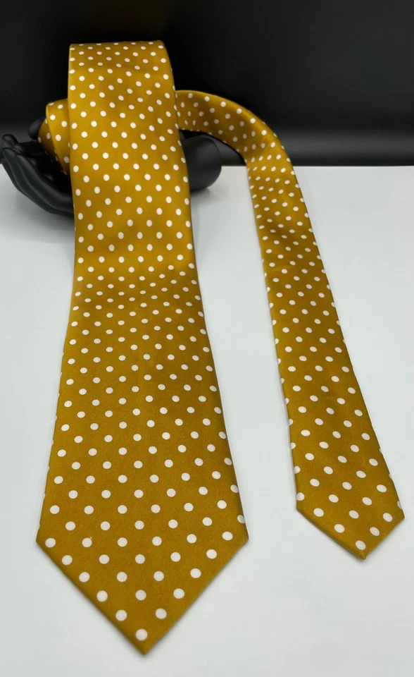 Brioni Men's 100% Silk Tie ~ Yellow ~ Polka Dot Pattern ~ Hand Made in Italy! - Image 2 of 4