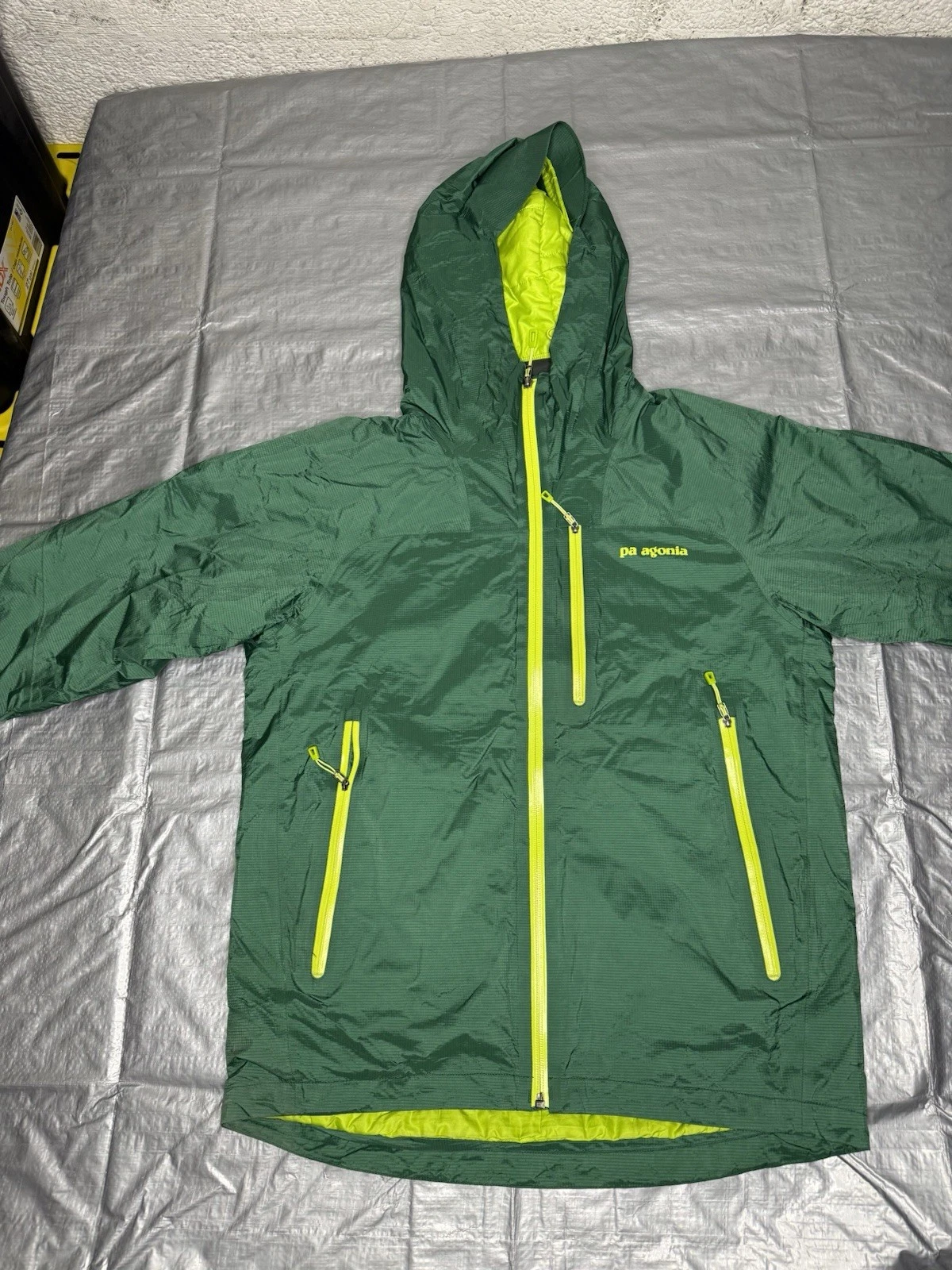 Patagonia Jacket Mens Small H2No PrimaLoft Hooded Waterproof Coat 83715FA15