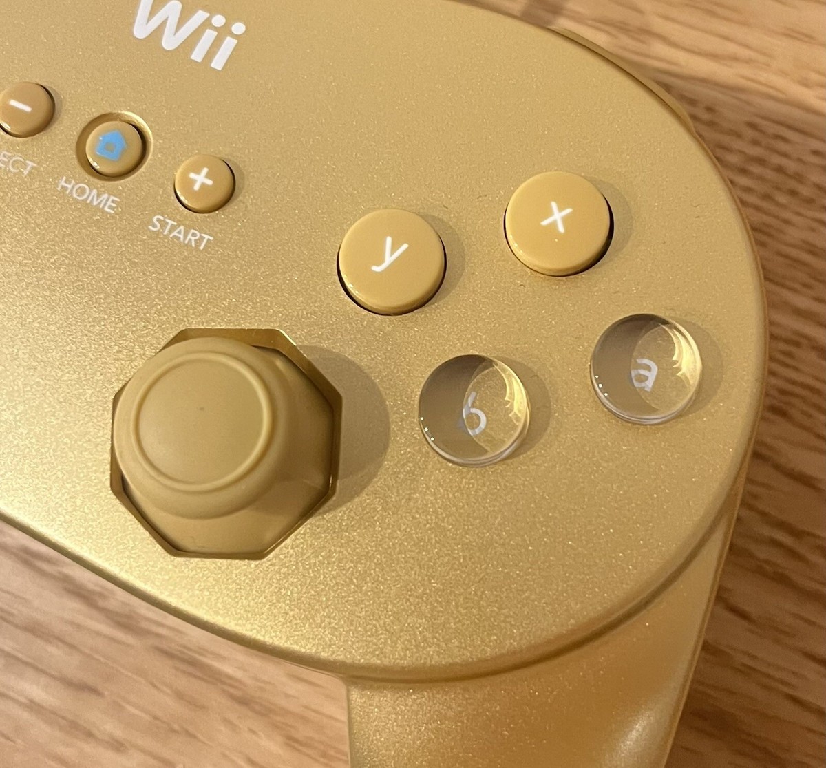 Wii 豪華セット 人気ソフト12本付き！非売品、金のプロコン付き