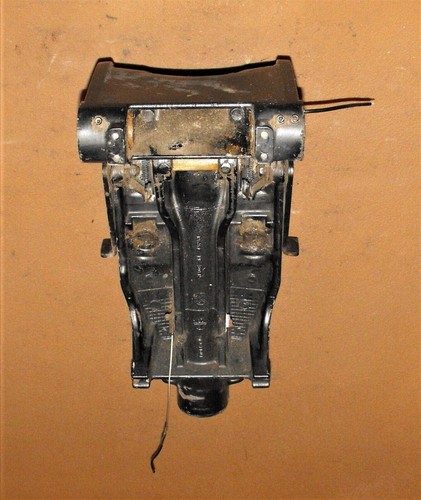 Suzuki 225 HP 2 Stroke Swivel Bracket Assembly PN 43111-87D05-0ED Fits 1987-2003 - Foto 1 di 4