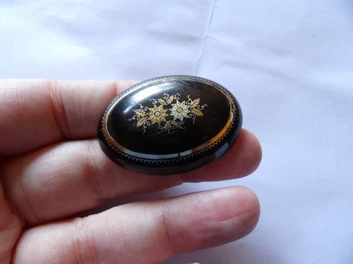 SCARCE GEORGIAN NATURAL MARINE SHELL GOLD & SILVER PIQUE WORK BROOCH PB334-11