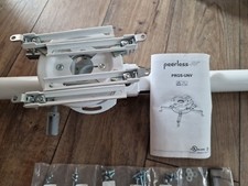 Staffa professionale per proiettore Peerless-AV fino a 23kg Universale mai usata