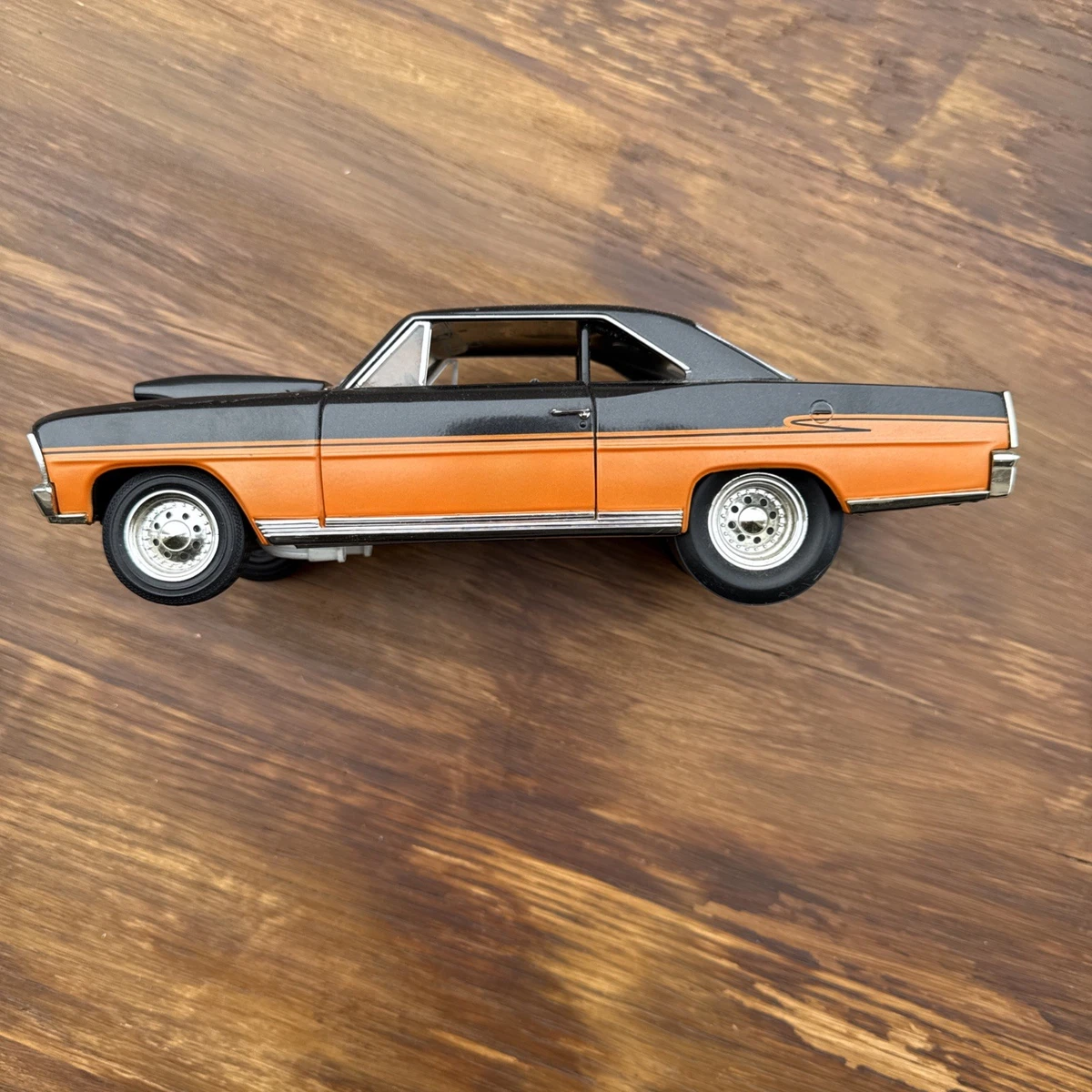 アーテル/'66 Chevyシボレー Novaノバ 1/18 ナロード 絶版 アーテル/'66 Chevyシボレー Novaノバ 1/18 ナロード 絶版 アーテル