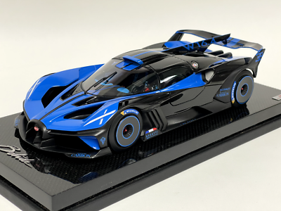 MR COLLECTION BUGATTI Bolide Launch Livery 1/18. BUG014 EUR 499,95