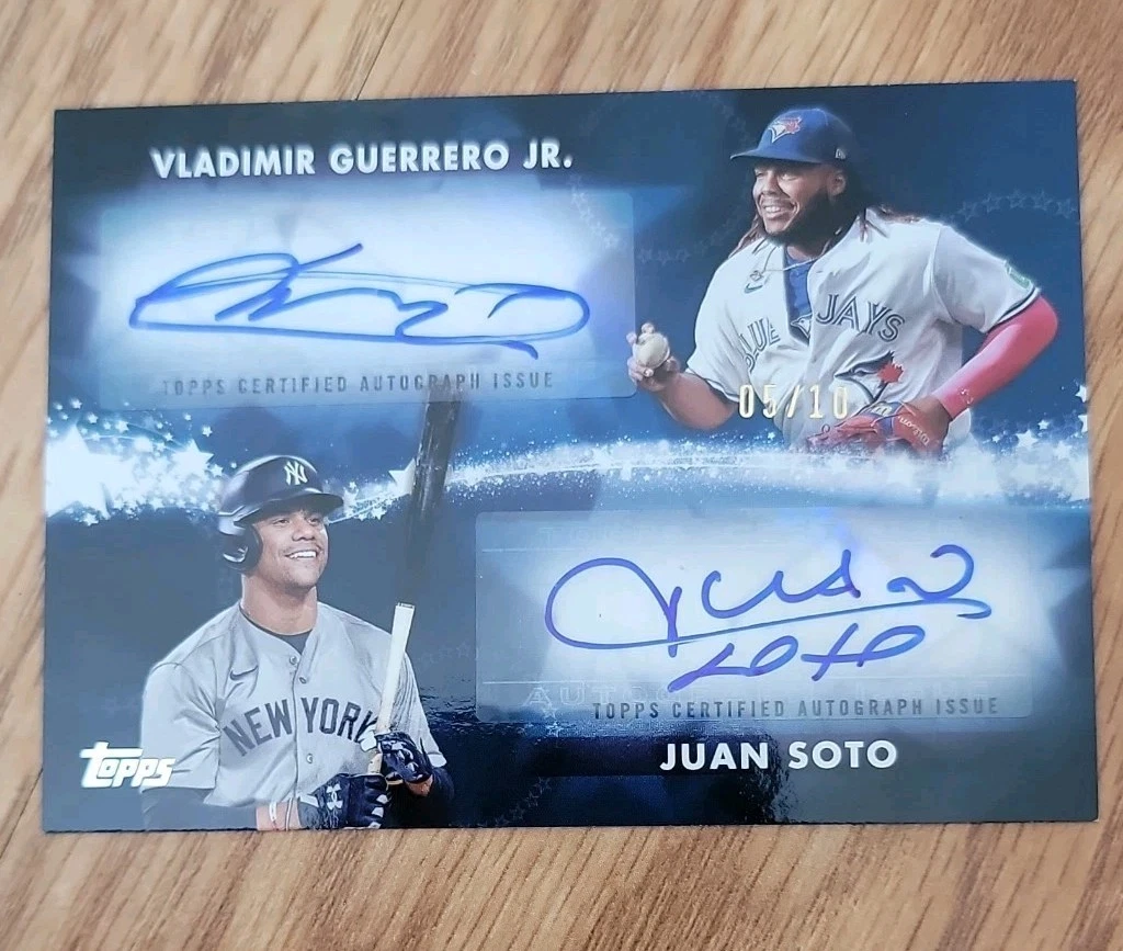 Topps Vladimir Guerrero Baseball Autographed Sports Trading Cards