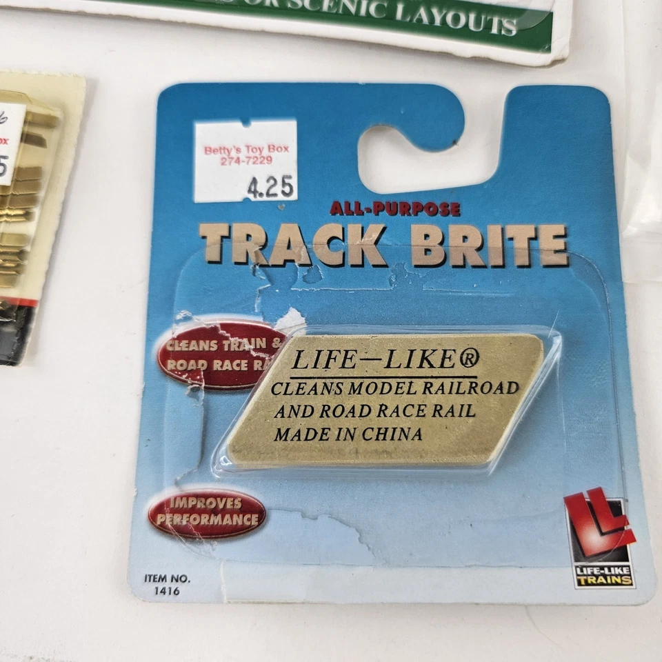 Model Power N Scale Accessories #1561 Iron Fence , Dirt , Track Brite,Rail Joint - Image 4 of 4