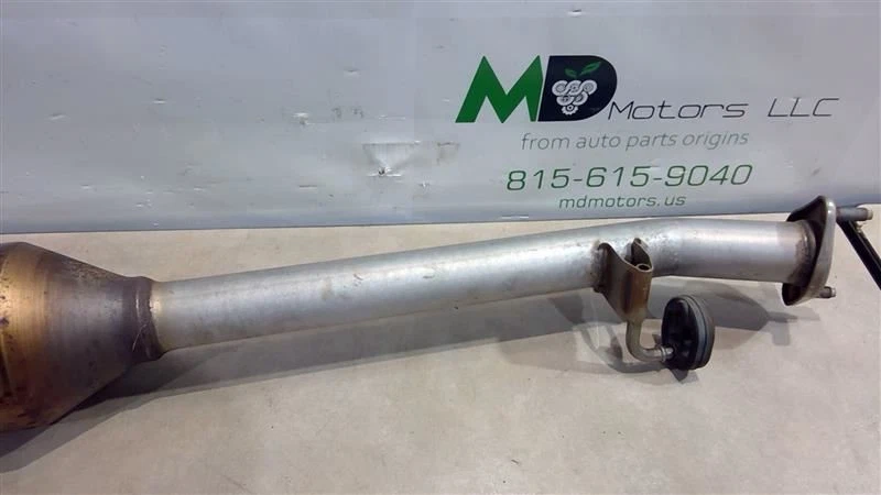 Silenciador central Hyundai Sonata 2020-2023. 28600-L0800 Foto 4 de 4