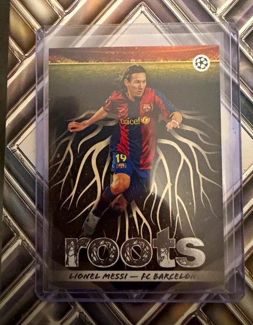 Topps UEFA Club Competitions 2025/26 Lionel Messi FC Barcelona Roots RT-15