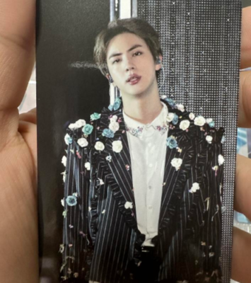 BTS WORLD TOUR LOVE YOURSELF New York Bluray Jin Photocard Full