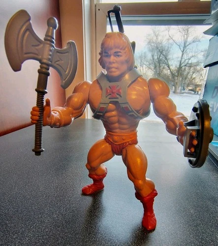 Vintage! HE-MAN/Masters of the Universe/MOTU FIGURE! - COMPLETE! w/ accessories!
