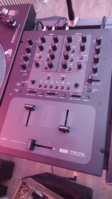 Rane TTM 57SL DJ Mixer + Serato Scratch Live | Voll funktionsfähig
