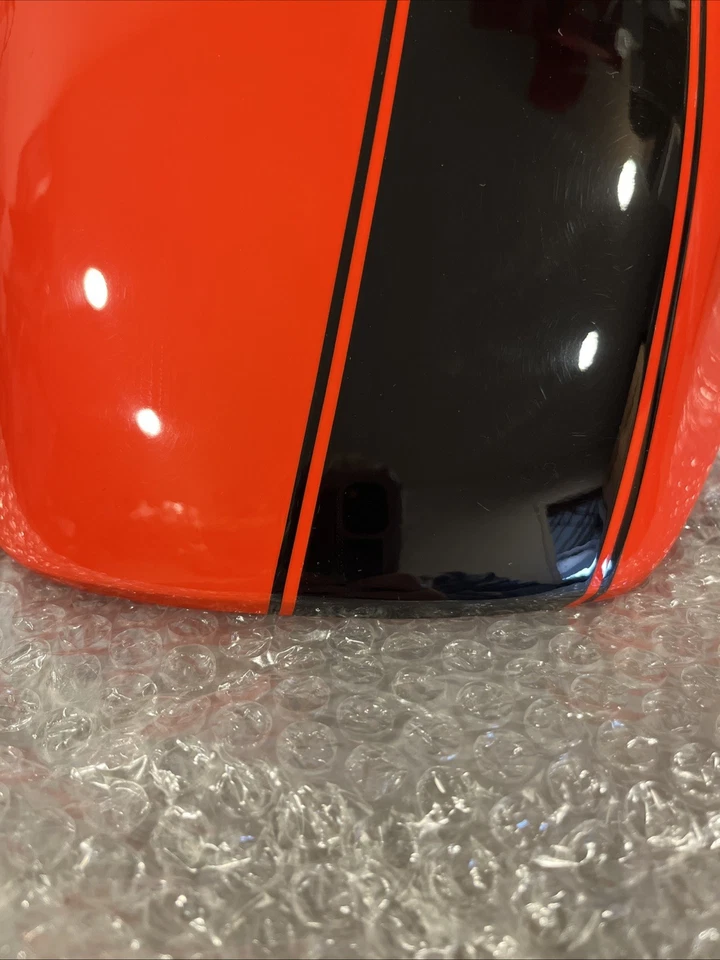 K. NUEVO OEM Ducati Seat Cowl Monster 400 600 750 900 59530251A rojo con rayas negras Foto 4 de 4