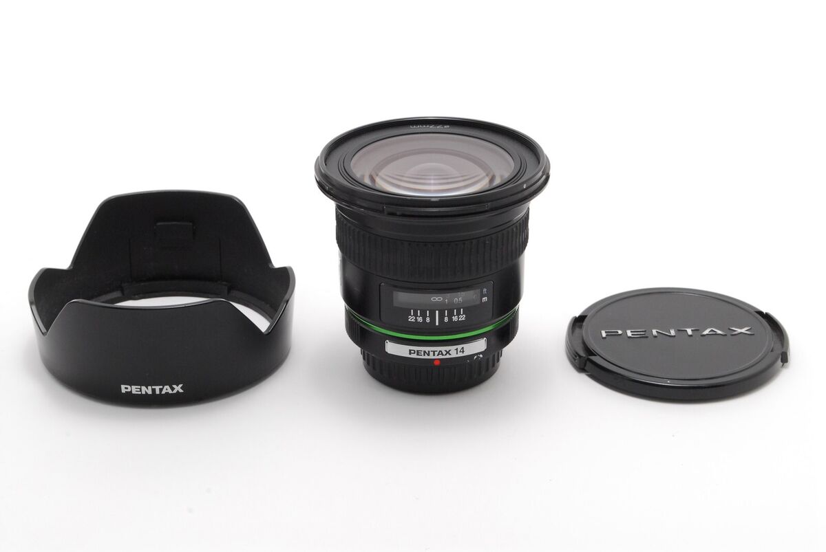 Near Mint smc Pentax DA 14mm f/2.8 ED IF Wide Angle lens for Near Mint smc Pentax DA 14mm f/2.8 ED IF Wide Angle lens for