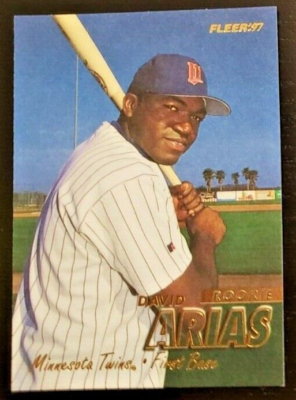 レア B'z LIVE-93RUN tee & 97FIREBALL pins レア B'z LIVE-93RUN tee