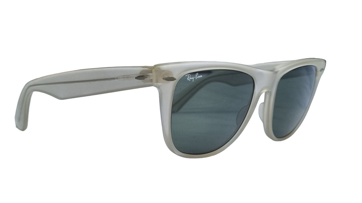Ray-Ban Wayfarer Vintage Sunglasses by B&L - Frosted Clear Ray-Ban Wayfarer Vintage Sunglasses by B&L - Frosted Clear