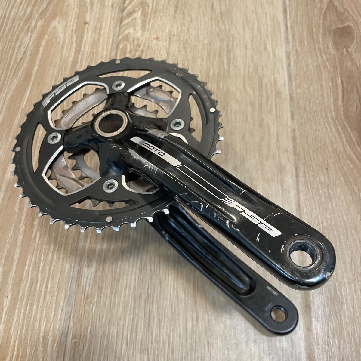 FSA MOTO Crankset Crank 44-32-22 Chainrings 175mm Arms Road