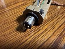 Possible to bundle Victor QL-V1 included original headshell record player