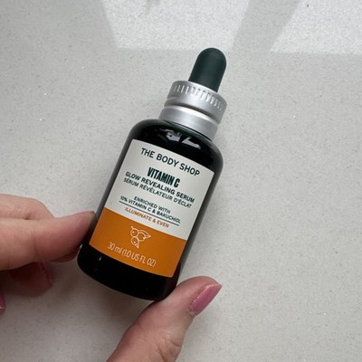 The Body Shop - Vitamin C Glow Revealing Serum 30ml