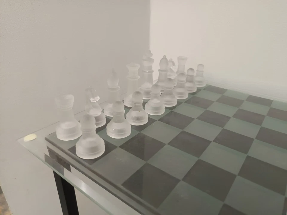 Jeu d’échec en Verre - Photo 4/4