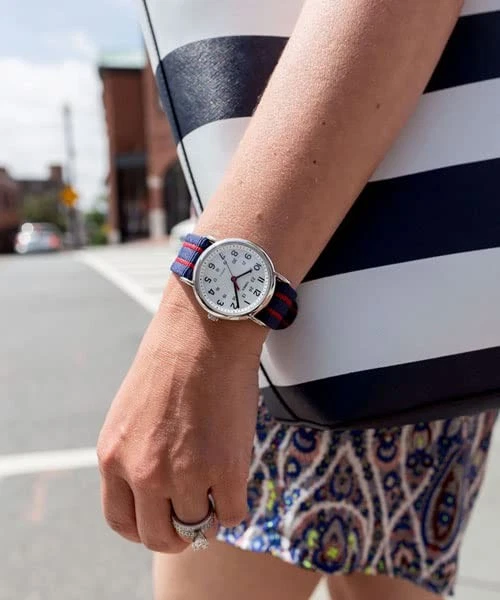 Orologio TIMEX Weekender T2N747 38mm Rosso/Blu Cinturino NATO Quarzo Indiglo ... - Immagine 4 di 4