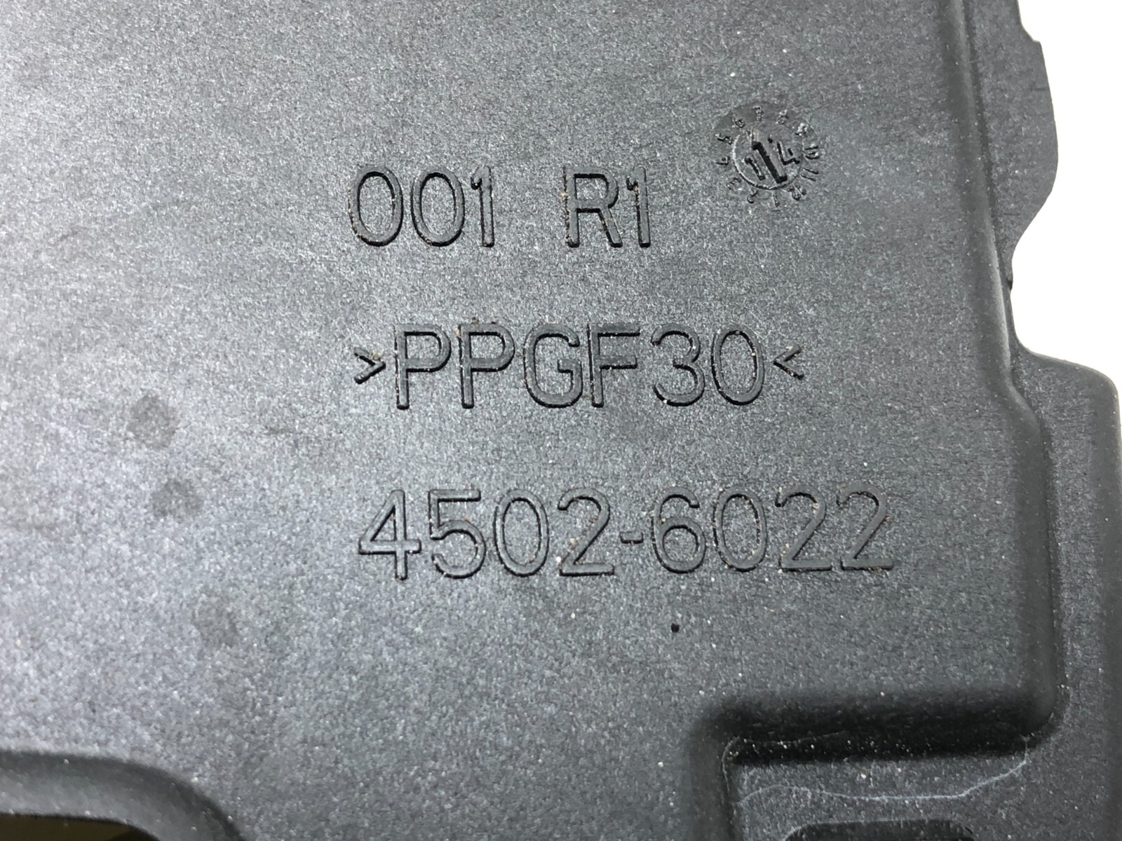 2014-2019 MASERATI GHIBLI S Q4 RIGHT PASS FRONT DOOR LOCK LATCH ACTUATOR OEM.