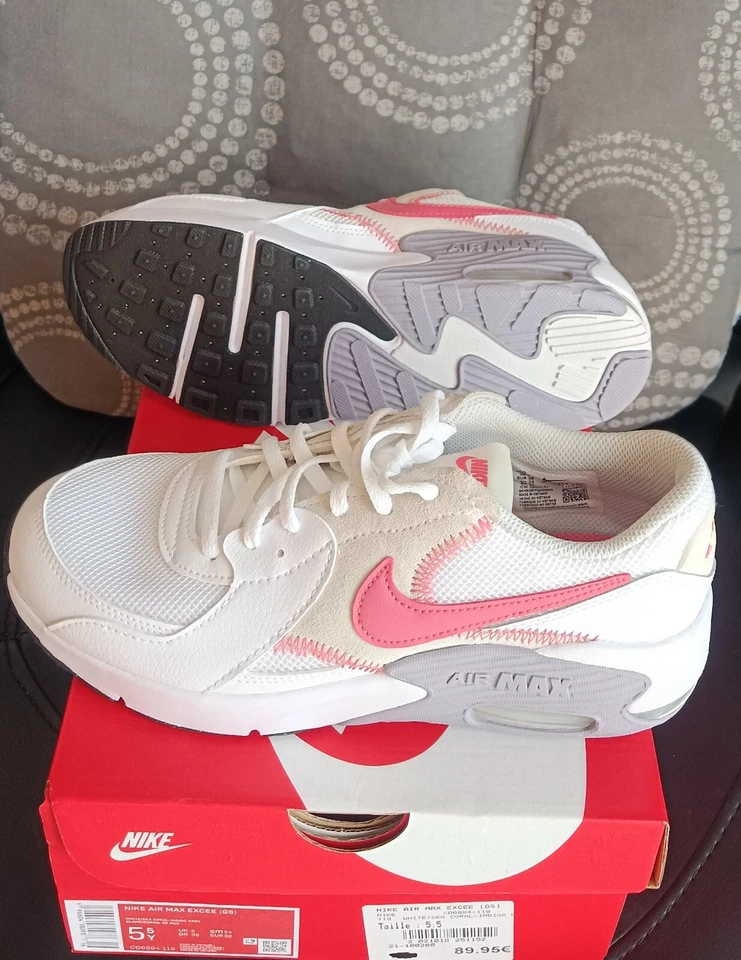 Basket Fille, Nike Air Max Excee GS. Taille 38. Neuves. - Photo 3/4