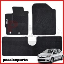 TAPPETI TOYOTA YARIS DAL 2011 AL 2020 IN MOQUETTE CON RICAMO E 2 FISSAGGI OVALI