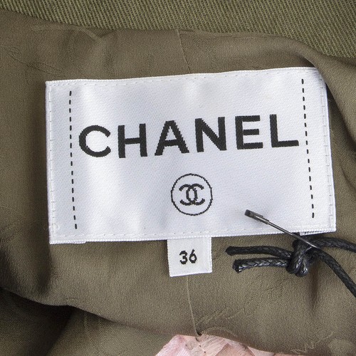 65409 auth CHANEL olive green cotton 2017 CUBA FRINGED Short Sleeve Jacket 36 XS - Picture 7 of 7