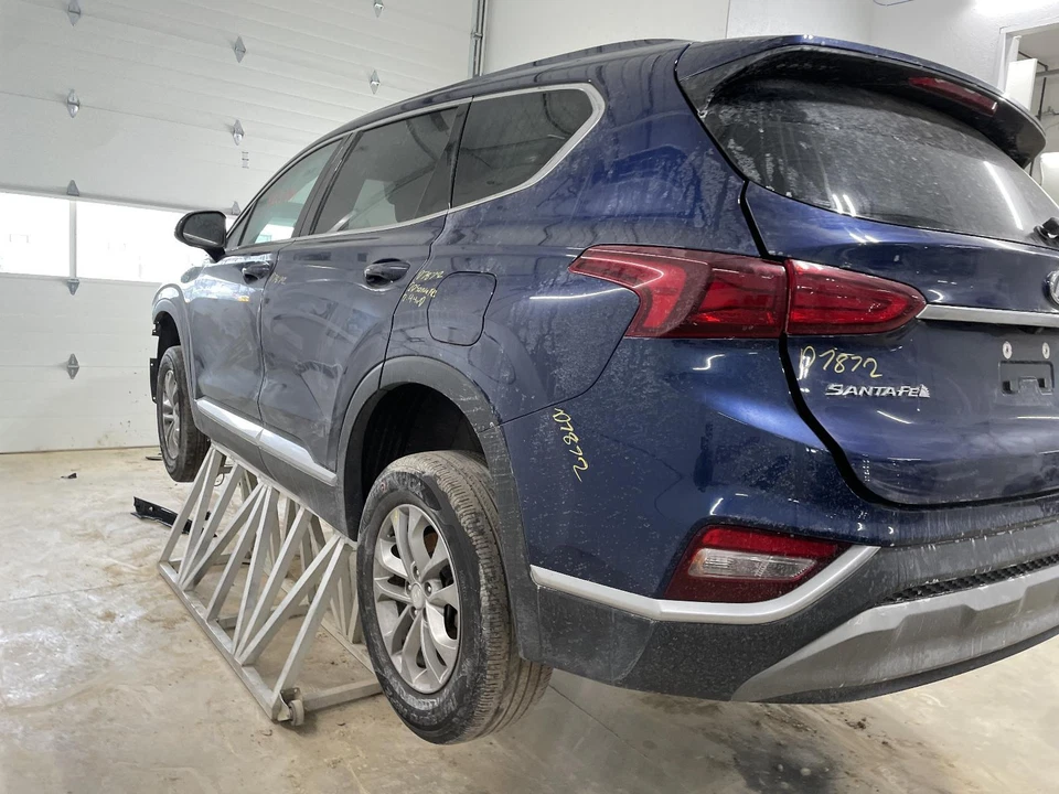 Conjunto de bomba y motor ABS usado se adapta a: Hyundai Santa fe 2020 actuador y bomba a Foto 2 de 4