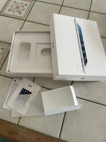 Boite iPad 10 et 11 Vide déballé, état neuf Boite iPad 10 et 11 Vide déballé, état neuf