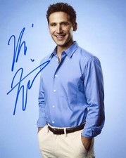 Mark Feuerstein "Royal Pains" AUTOGRAPH Signed 8x10 Photo G