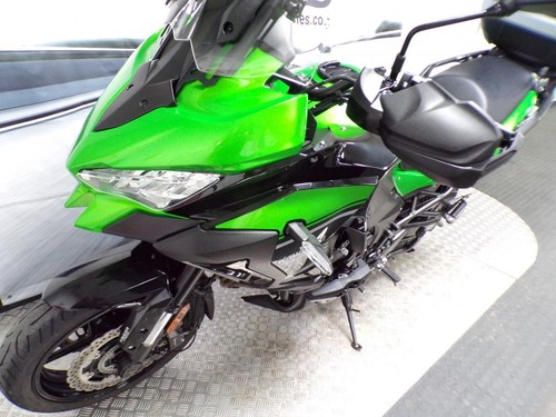 2022 KAWASAKI VERSYS 1000 WITH TOP BOX INCLUDED - Picture 18 of 20