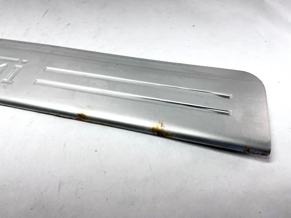 08-14 FERRARI CALIFORNIA PUERTA LATERAL DERECHA PANEL DE PATADA PLACA CUBIERTA ALFÉIZAR RASGUÑO OEM Foto 2 de 4