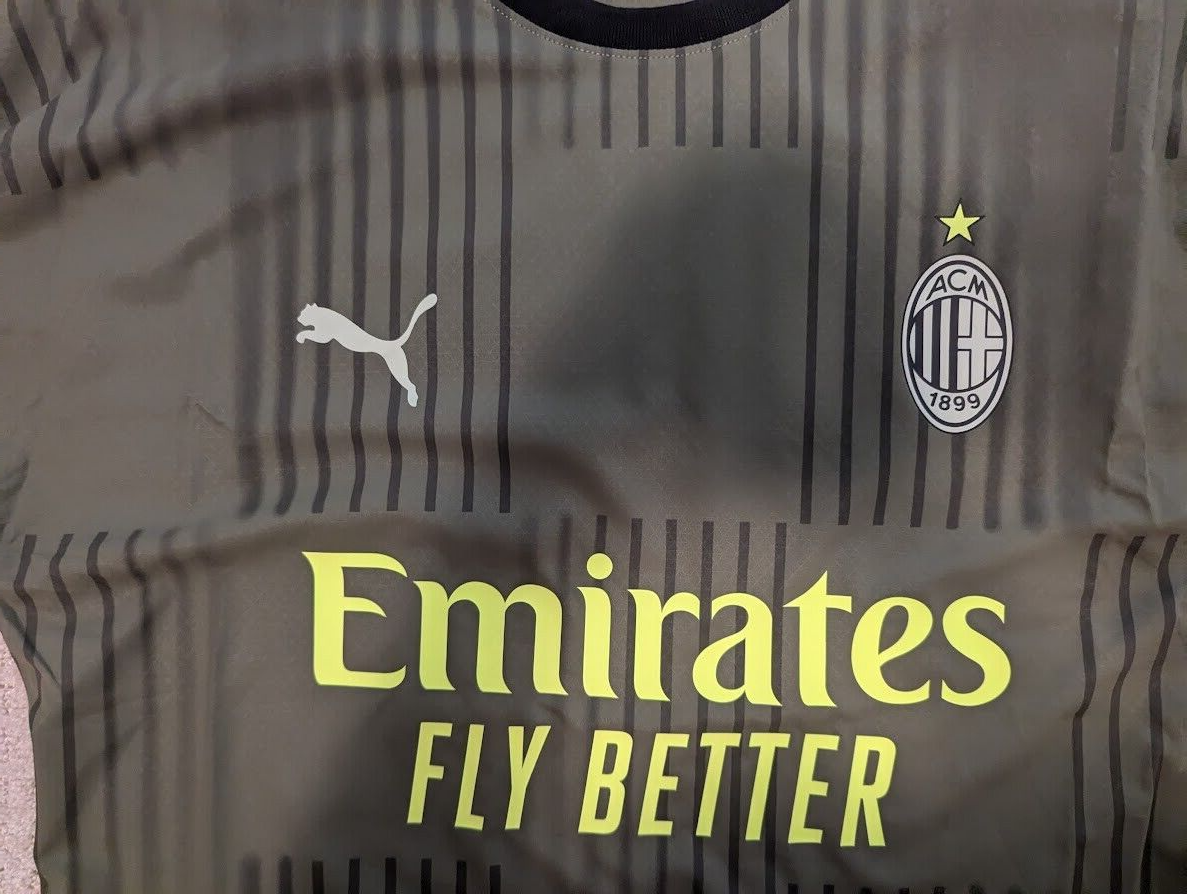 A.C. Milan 2022/23 Authentic Olive Green Ultraweave Jersey