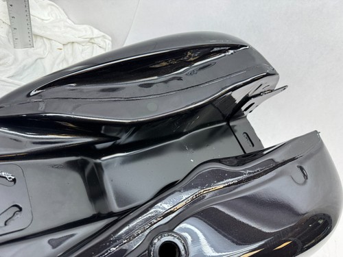 Harley Davidson Touring Models Side Fill Fuel Gas Tank 2021 DAMAGED - Picture 14 of 16