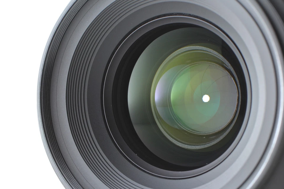 Nikon Fit [Almost Unused w/ Hood] TAMRON SP 35mm F1.8 Di VC USD F012 From JAPAN - Image 4 of 4