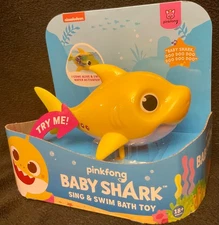 Nickelodeon Pinkfong BABY SHARK SING & SWIM “Soft Fin” Bath Toy yellow BABY NEW