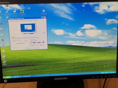 Samsung SyncMaster 920nw LCD Monitor 19'' , VGA Input, w/ cables - Tested w/ pics