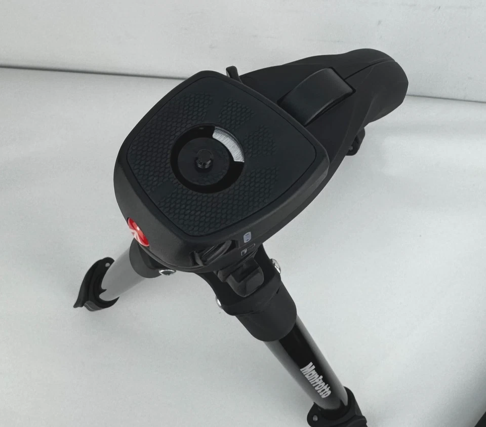 Manfrotto Compact Action MKCOMPACTACN-BK Ball Head Traveler Tripod Black 61" - Image 3 of 4