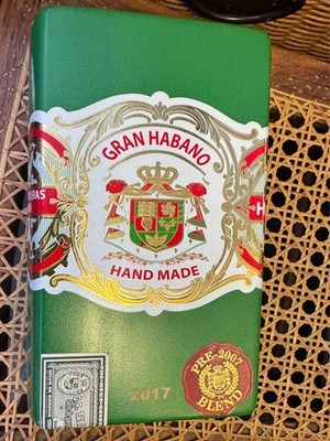 Gran Habano Connecticut #1 Wooden Cigar Box 2017 Green Hinged Humidor Decor