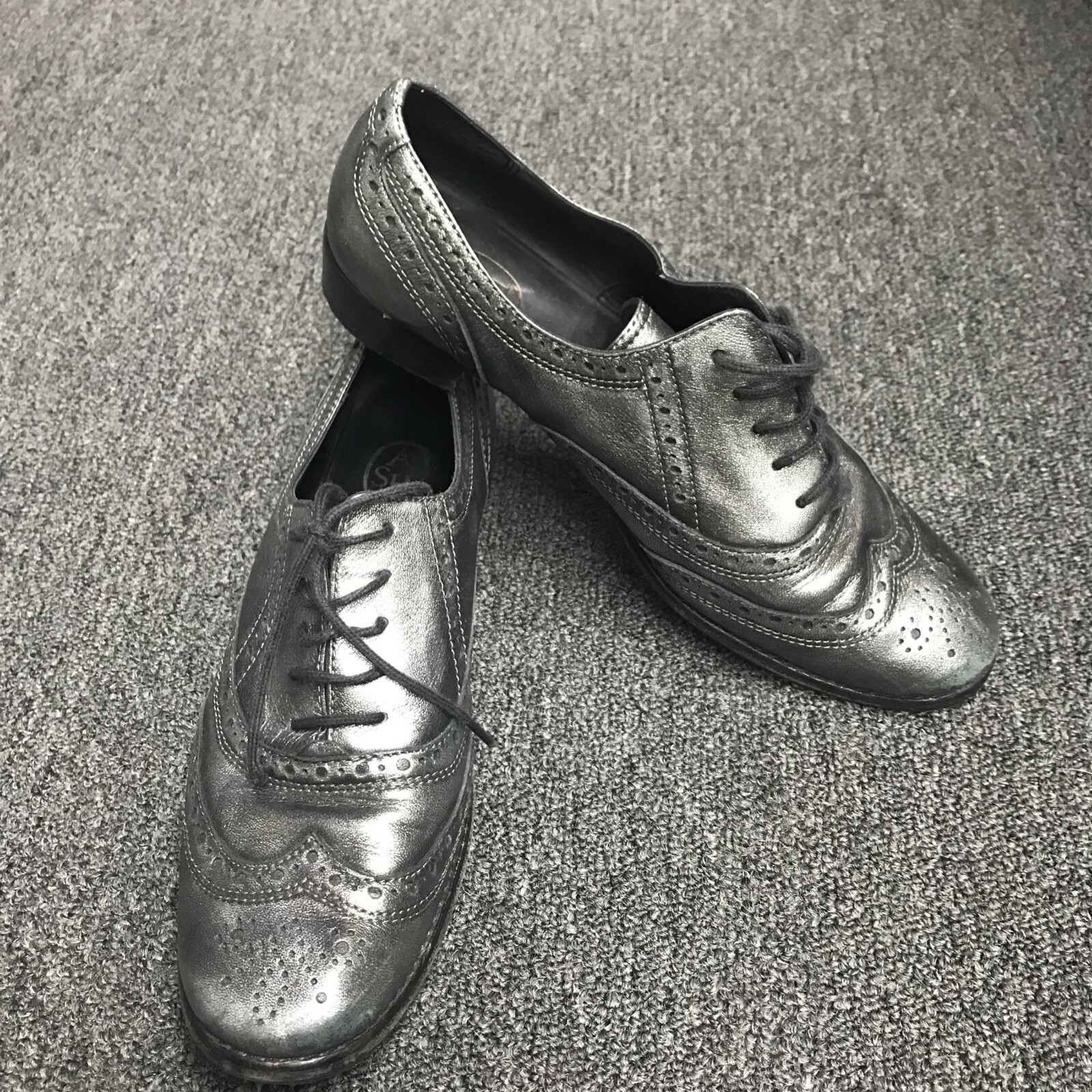 ASH Womens Wingtip Shoes Brogues Silver 