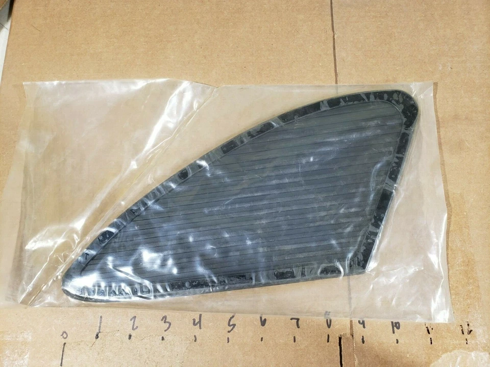 Almohadillas de goma para tanque de gasolina Biker's Choice Legacy negras tanque BC Legacy TR482999 351027 Foto 3 de 4