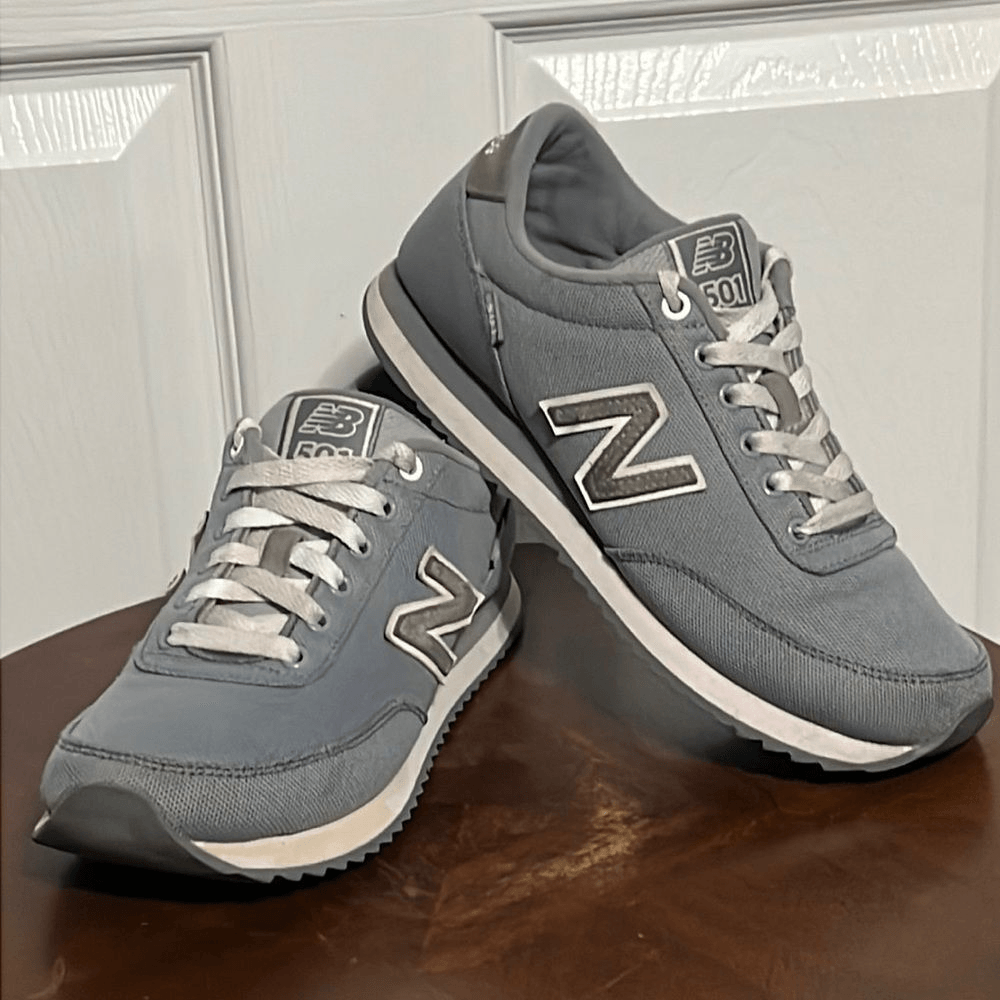 New Balance 501 Gray Running Shoes Women Size 8 Excellent Condition