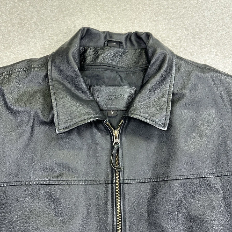 St. John's Bay Men's Leather Bomber Jacket Size XL Black Full Zip Lined Vintage - Image 4 of 4