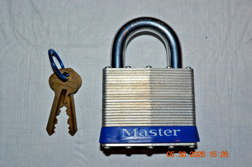 Nice Master Lock #19 Keyed Steel Padlock & Two Correct Master Lock Keys