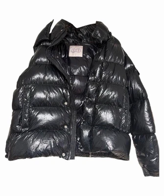 Moncler Herren Daunenjacke XL schwarz glänzend Kapuze kurz Reißverschluss - Bild 1 von 4