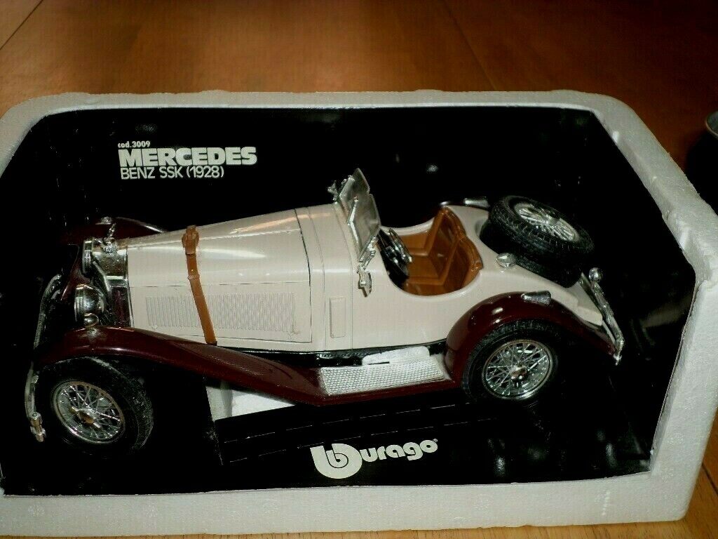 1928 MERCEDES BENZ SSK, [BBURAGO TOY] DIE CAST METAL FACTORY BUILT